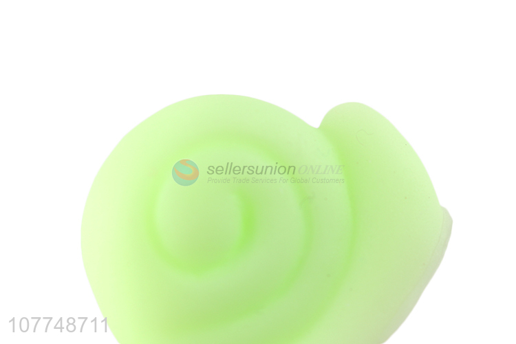 Early education green hand squeeze toy for kids