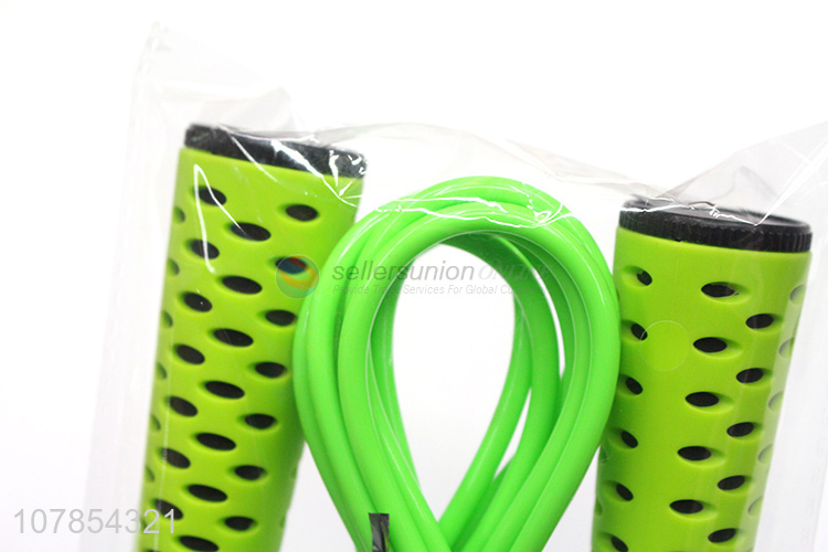 High quality adjustable training plastic skipping rope jump rope wholesale