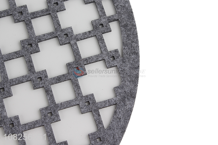 New arrival round laser cut non-woven fabric Christmas table placemat
