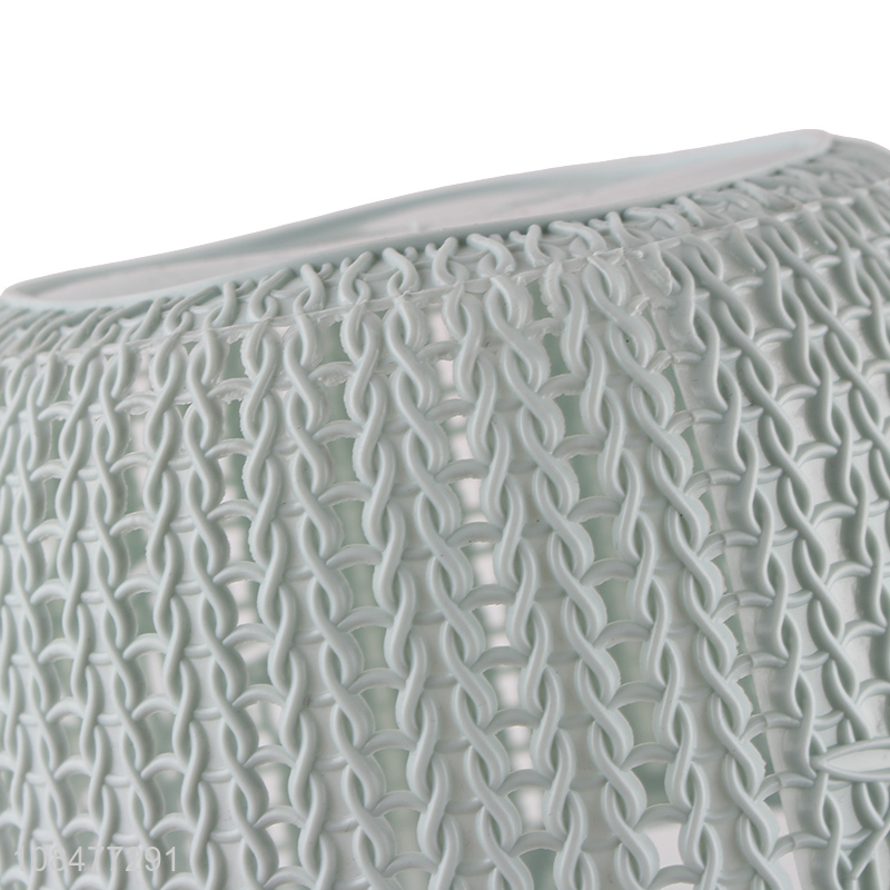 Online wholesale plastic household storage basket with handle