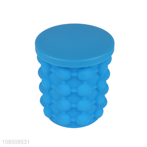 High quality space saving food grade silicone ice cube bucket with lid