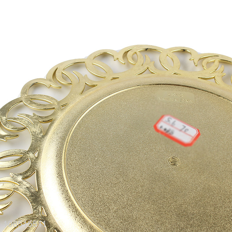 Good quality metallic charger plates pierced serving plates