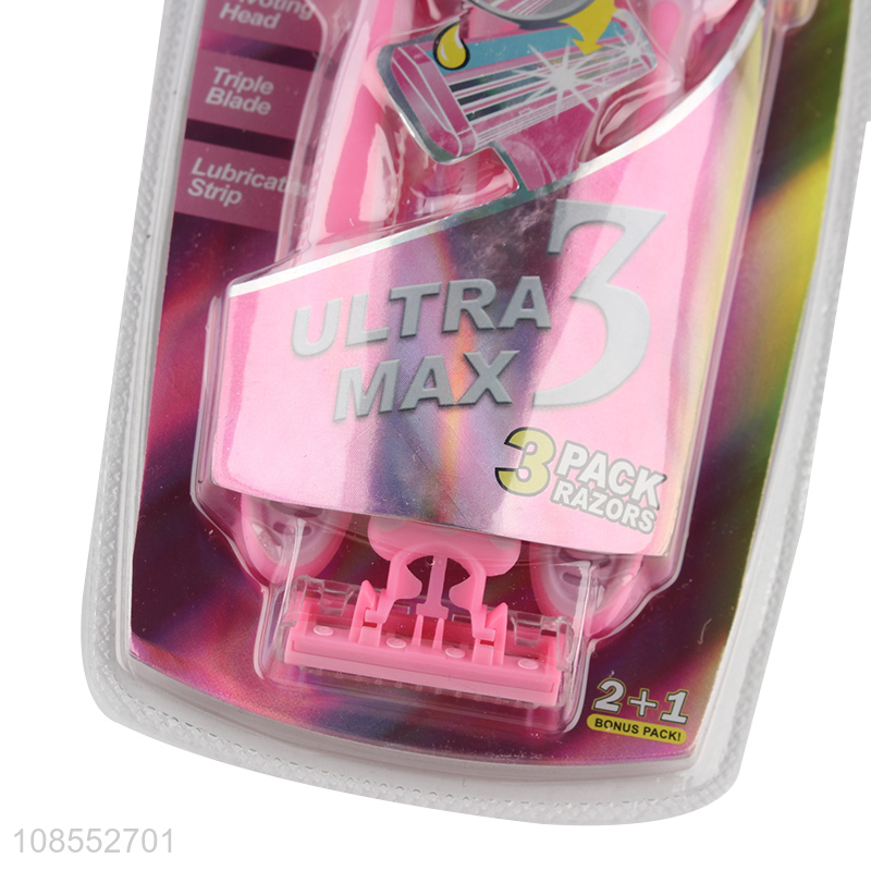 Custom logo 3 blades disposable razors with lubricating strip