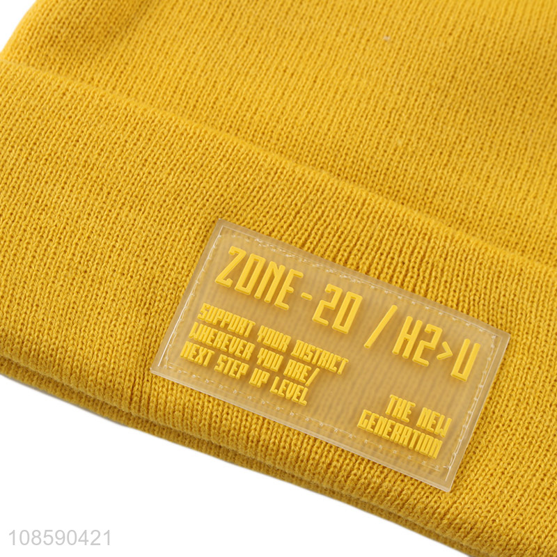 Wholesale trendy winter knitted cuffed beanies for men women