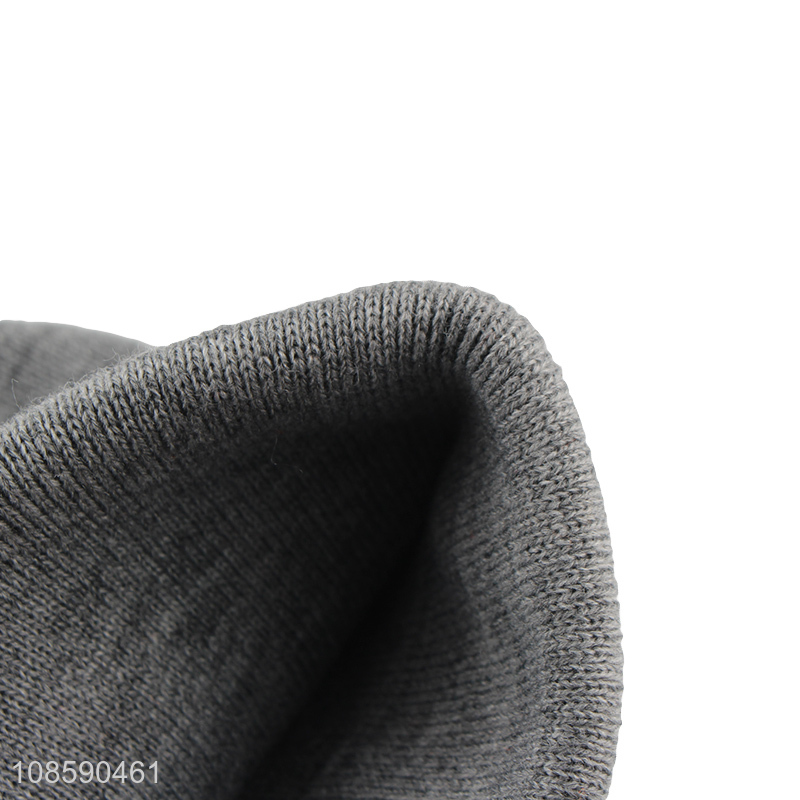 Good quality winter windproof knitted beanies for men and women