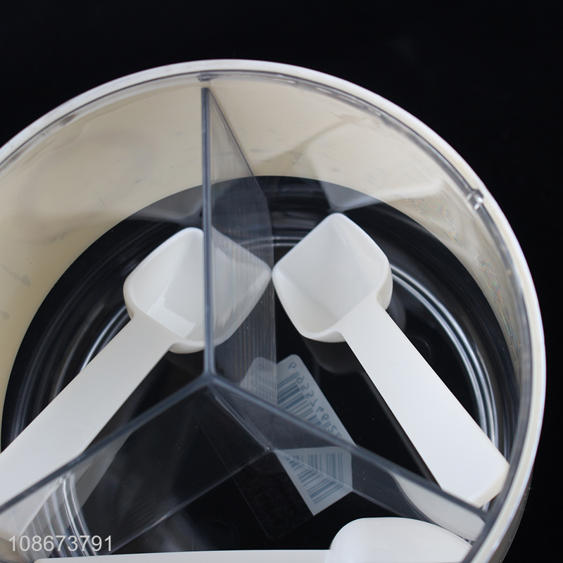 China imports 3-compartment airtight plastic seasoning jar with 3 spoons