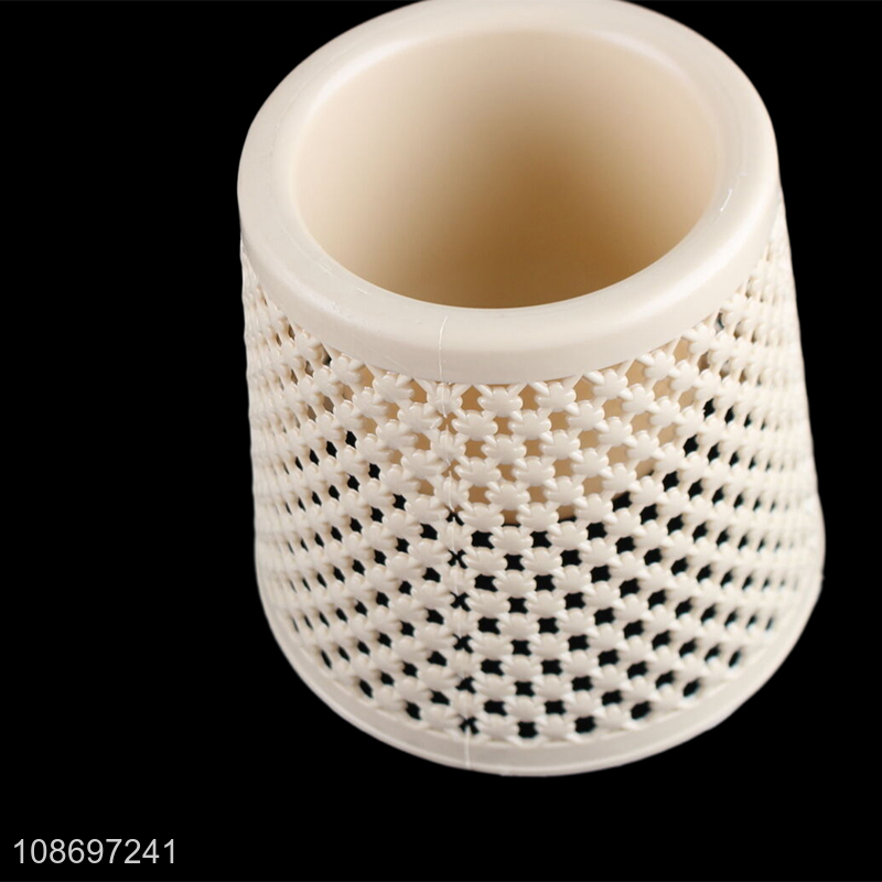 China imports reusable ventilated toilet brush and holder set