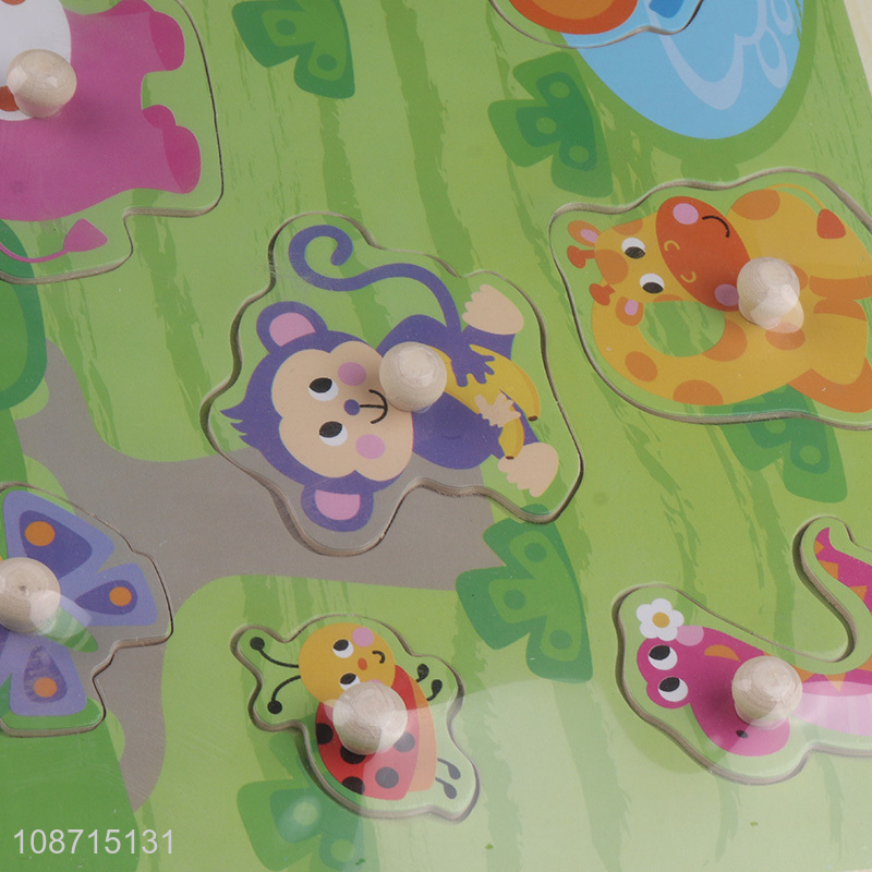 Good selling animal series baby wooden hand grasp puzzle jigsaw toy