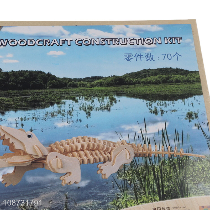 Hot items crocodile shape wooden 3d puzzle jigsaw toys for children