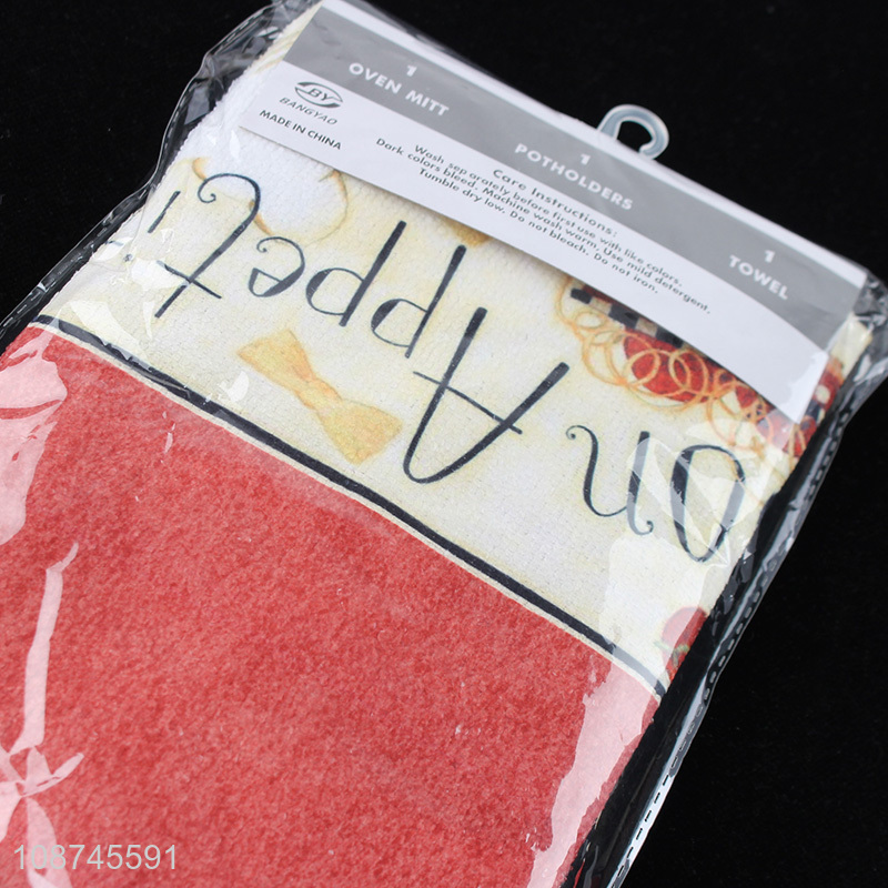 Wholesale kitchen accessories oven mitt pot holder and kitchen towel set