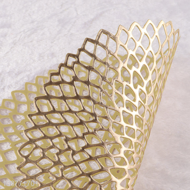 Most popular plastic metallic washable placemats