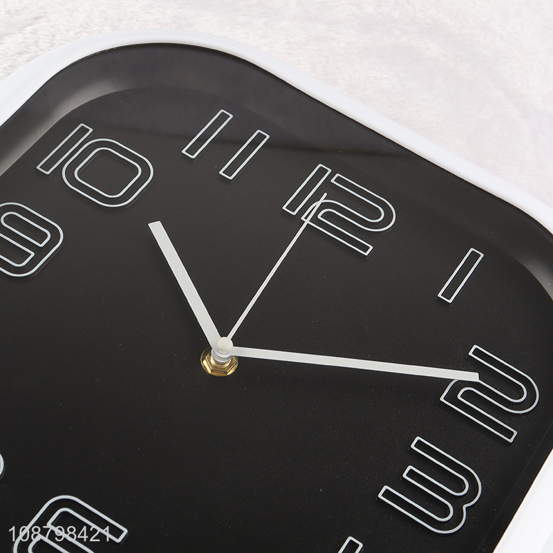 New arrival battery operated square silent plastic wall clock
