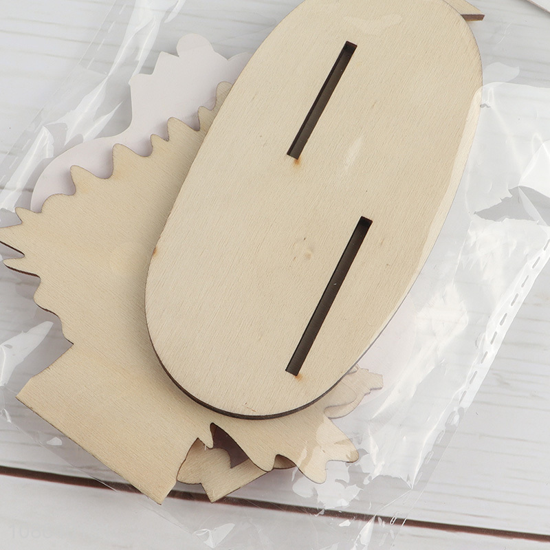 Hot Selling Painted Wooden Christmas Tree Hanging Ornaments