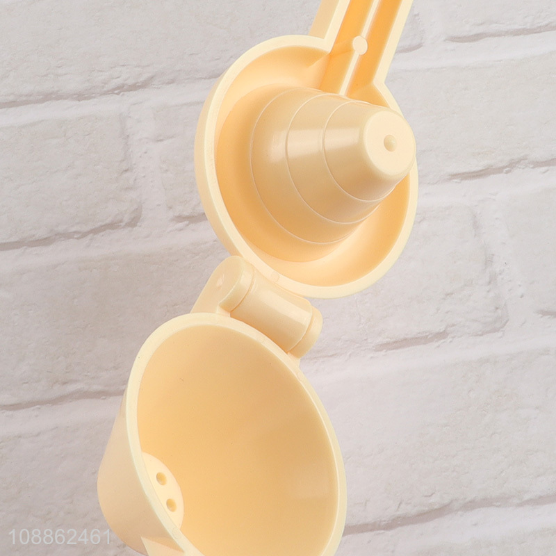 Hot selling durable hand juicer plastic orange lemon squeezer