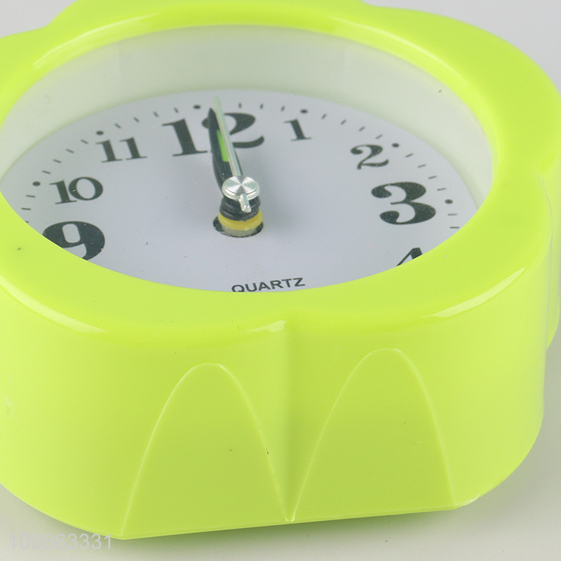 Factory supply flower shape desk clock table clock for sale