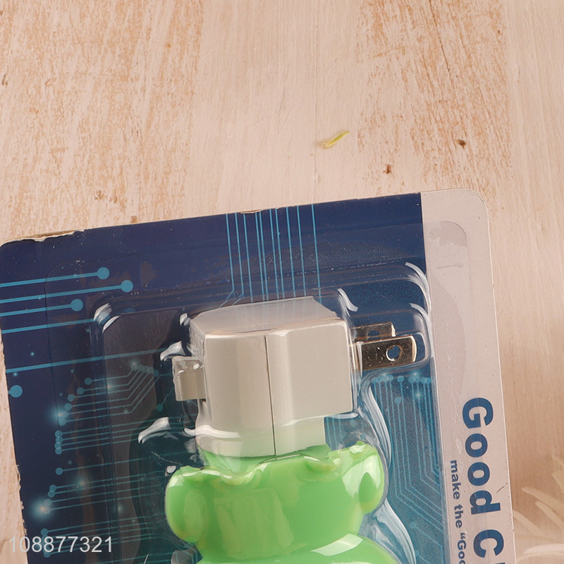 Wholesale cartoon frog plug-in led night light for boys girls