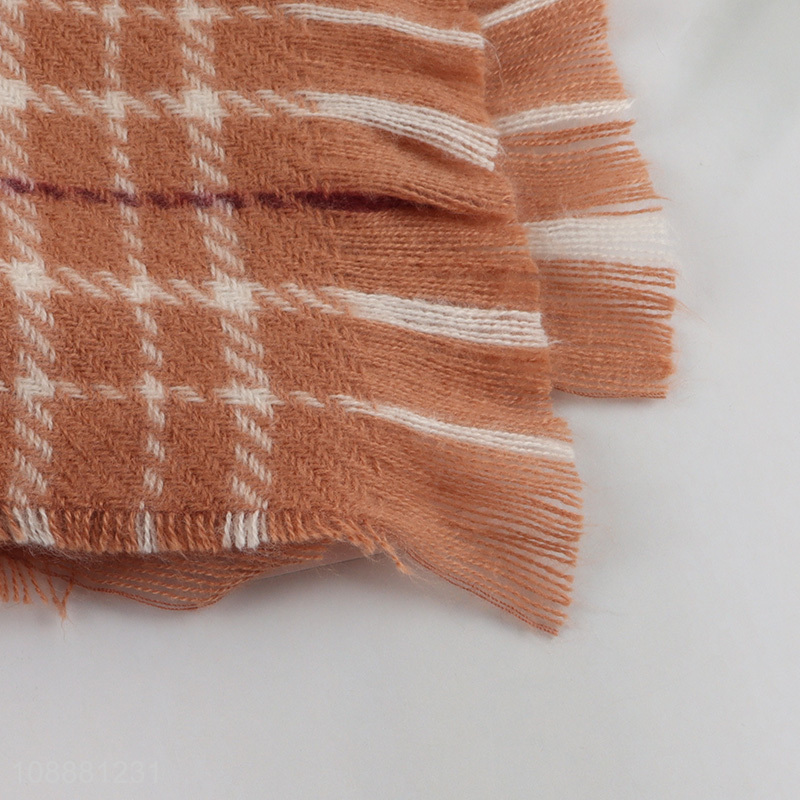 Hot selling women's scarf winter soft check pattern scarf with fringes