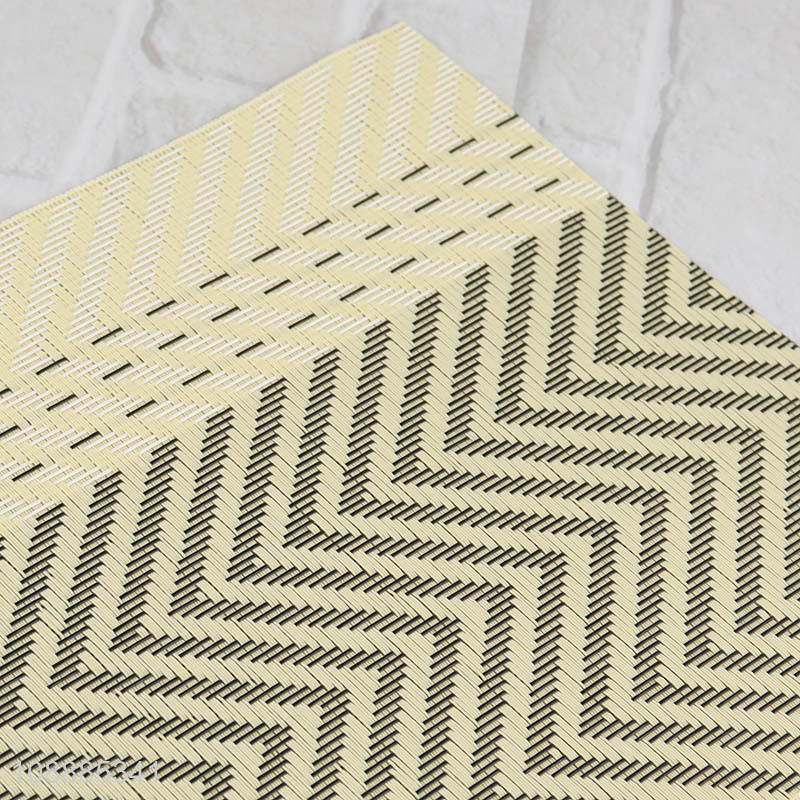 Hot selling non-slip pvc woven placemats for home restaurant hotel