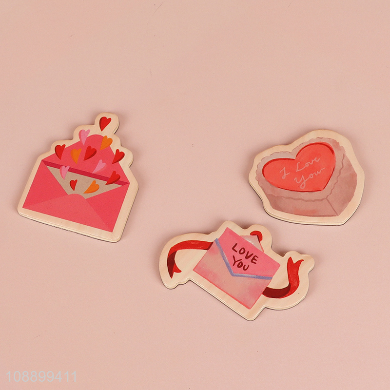 Most popular cartoon decorative wooden fridge magnets for home