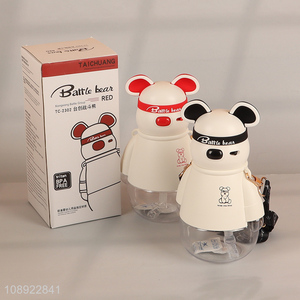 High Quality 1100ml Tritan Bear Water Bottle with Shoulder Strap