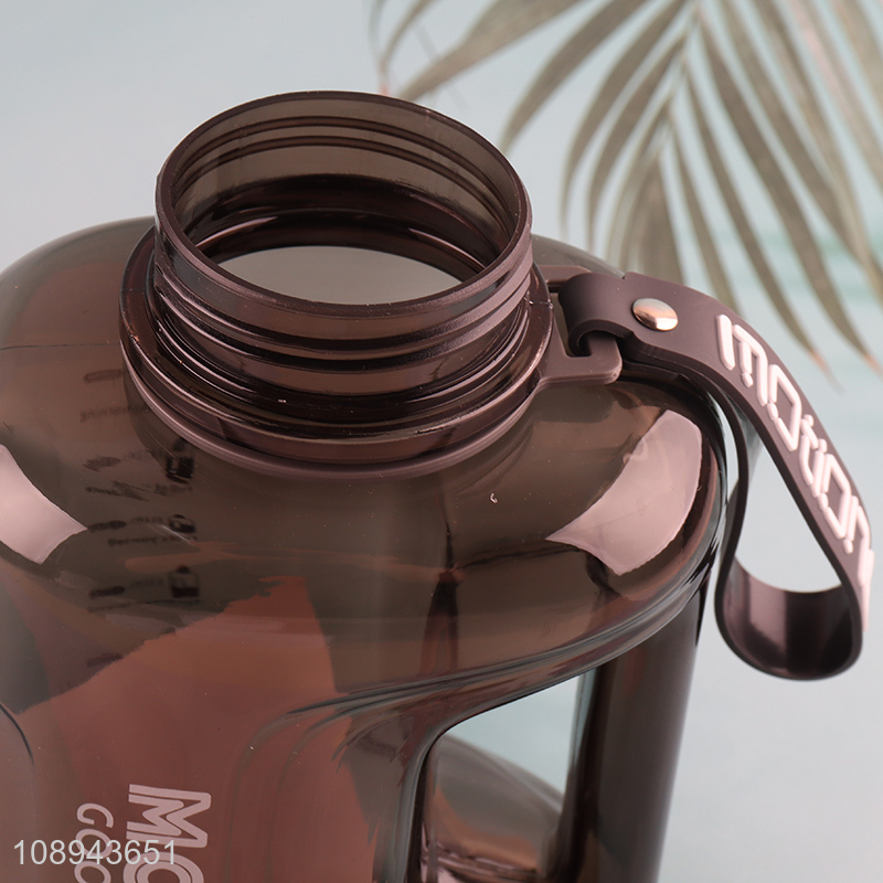 Factory Supply 2740ml Plastic Sports Water Bottle Leakproof Water Jug