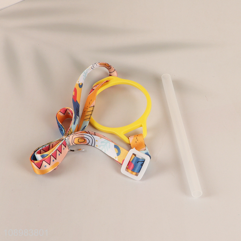 Hot Selling 640 770ml Portable Cute Cartoon Plastic Water Bottles for Kids