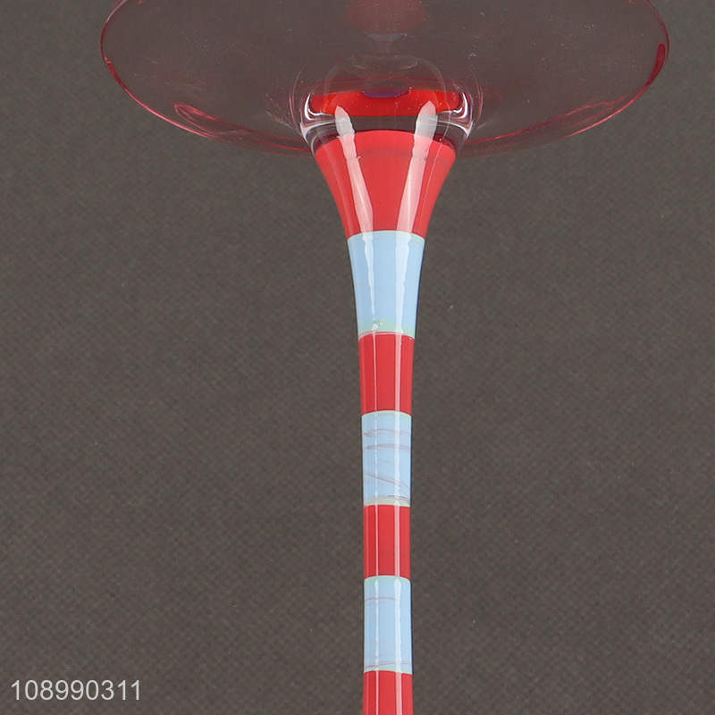 China Product Colored Wine Glasses Corktail Champagne Martini Glasses