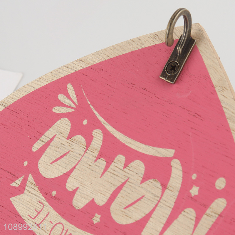 Good sale heart shape hanging wooden ornaments for decoration