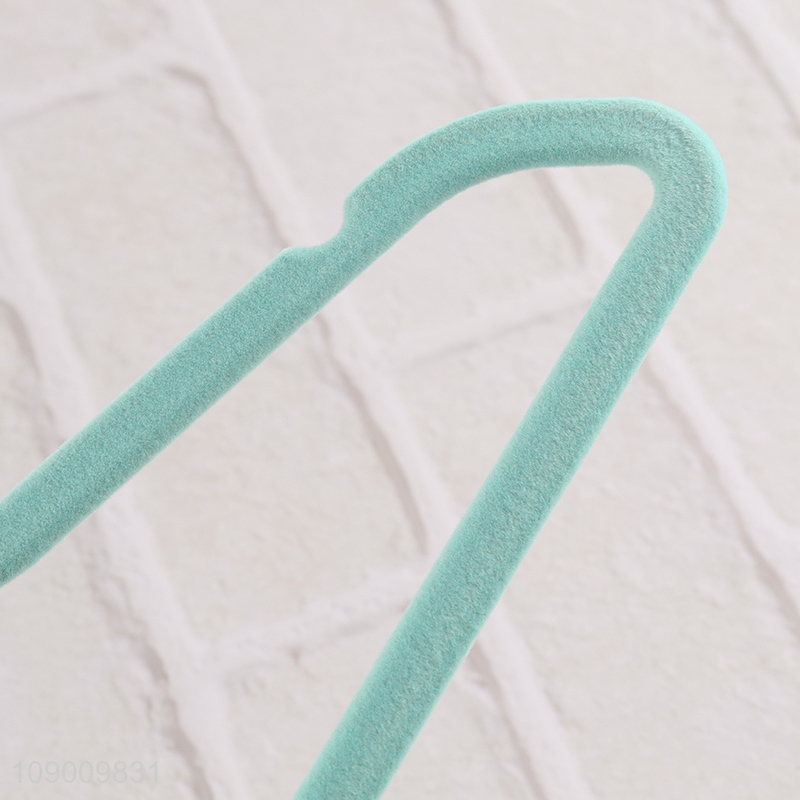 Good Quality heavy duty non-slip plastic velvet clothes hangers for kids