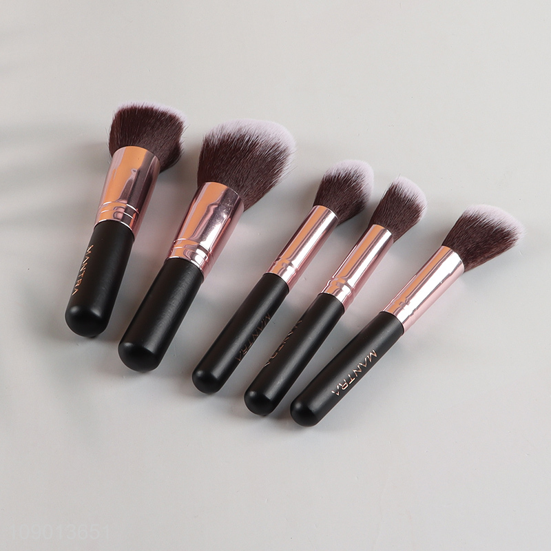 China products 12pcs professional eye face makeup skin-friendly makeup brush set