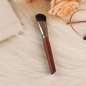 Factory supply professional plastic handle makeup brush blush brush