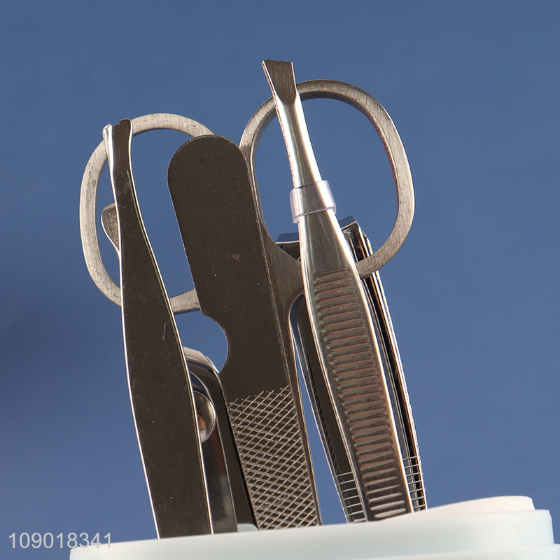 China Imports 7 Pieces Manicure Pedicure Kit with Cute Storage Case