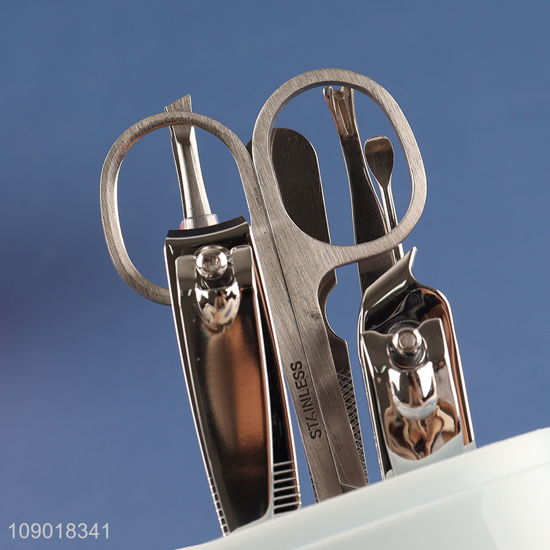 China Imports 7 Pieces Manicure Pedicure Kit with Cute Storage Case