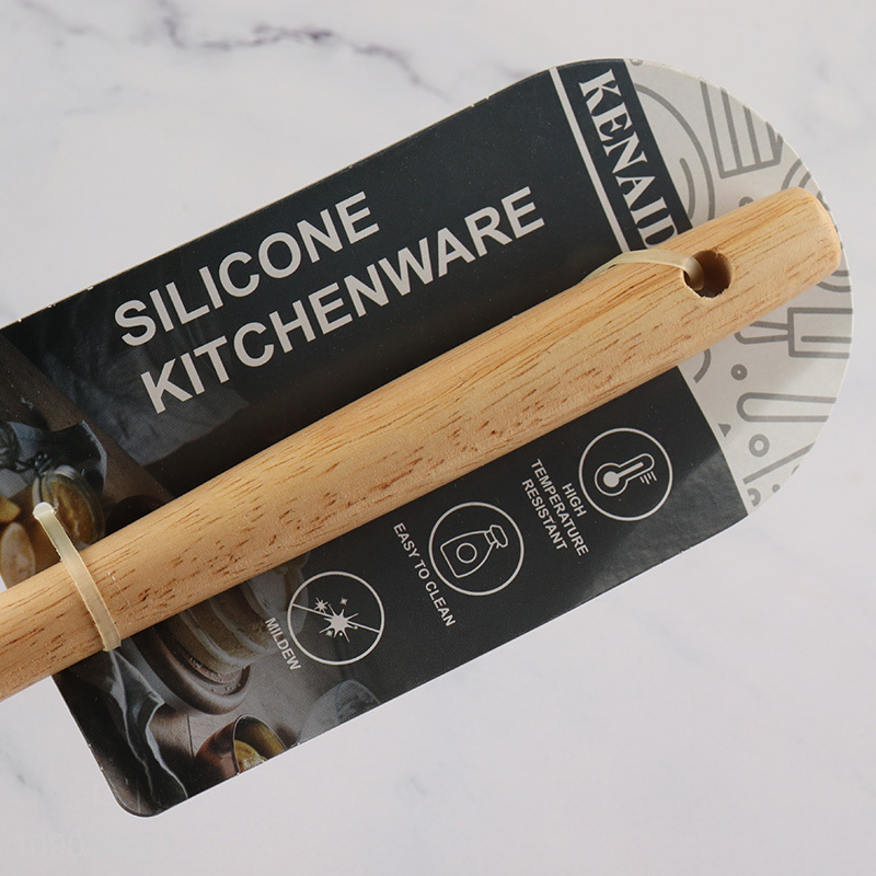 Top quality silicone barbecue brush oil brush with wooden brush
