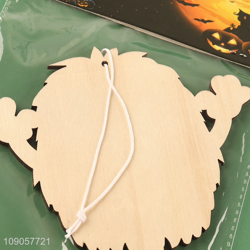 Factory Supply Halloween Wooden Hanging Decorations Wooden Monster with Rope