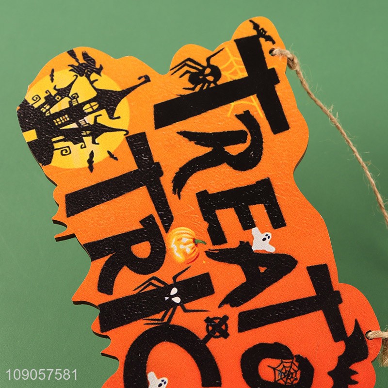 Hot Sale Halloween Trick or Treat Wooden Door Sign Halloween Wooden Hanging Decorations