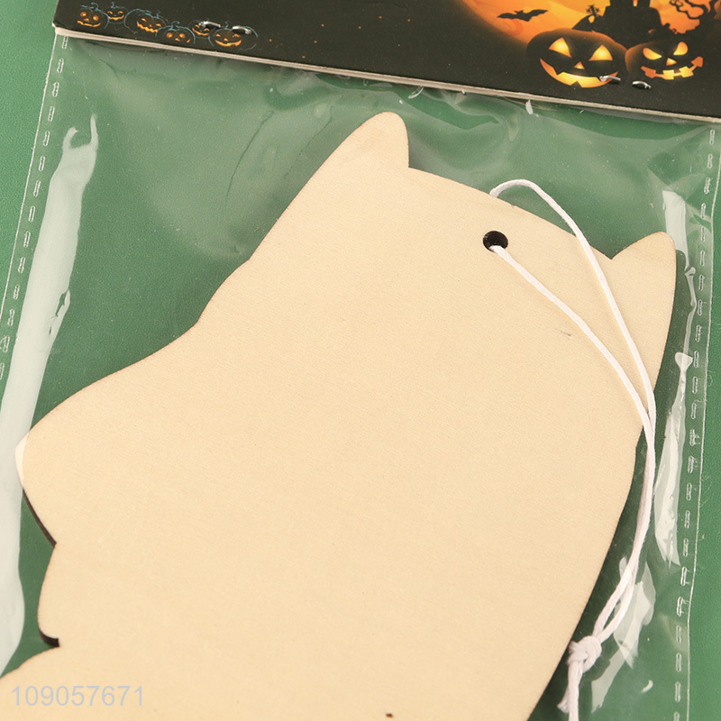 New Arrival Halloween Owl Decorations Wooden Hanging Ornaments with Rope