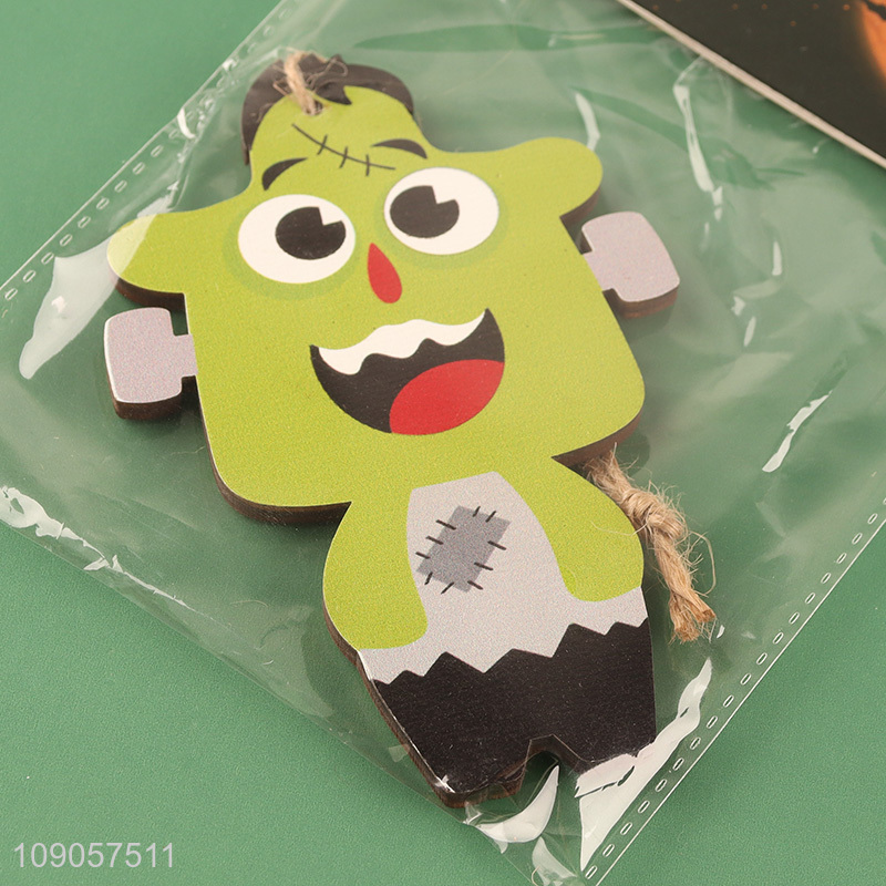 China Imports Halloween Wooden Hanging Decorations with Rope for Home Party Decor