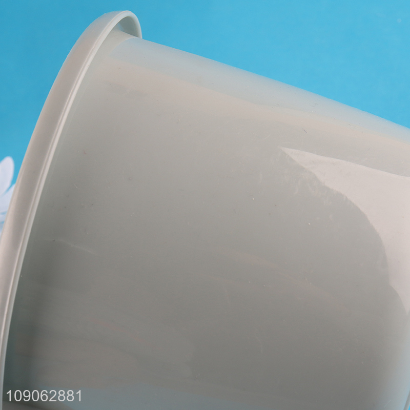 Good Quality Multi-Purpose Water Ladle Plastic Water Scoop for Kitchen Bathroom