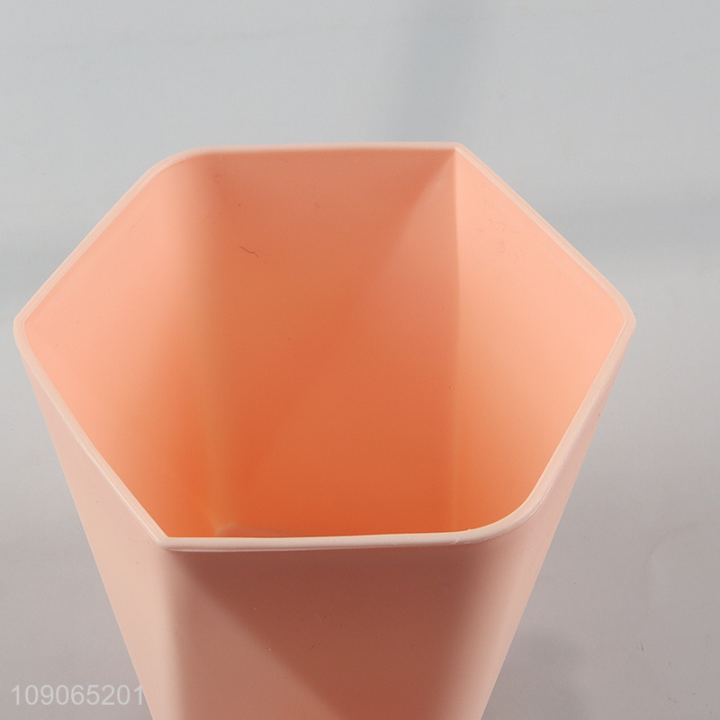 Hot products multicolor indoor outdoor decoration plastic flower pot with holder