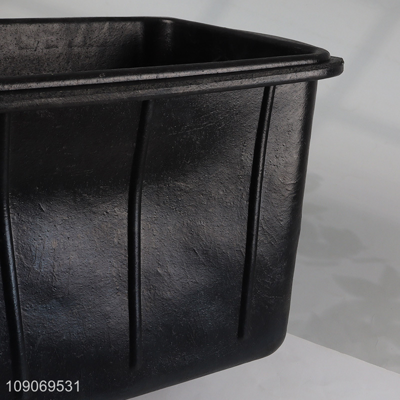 Good Quality Fence Hanging Rubber Chicken Feeder for Ducks Piglets