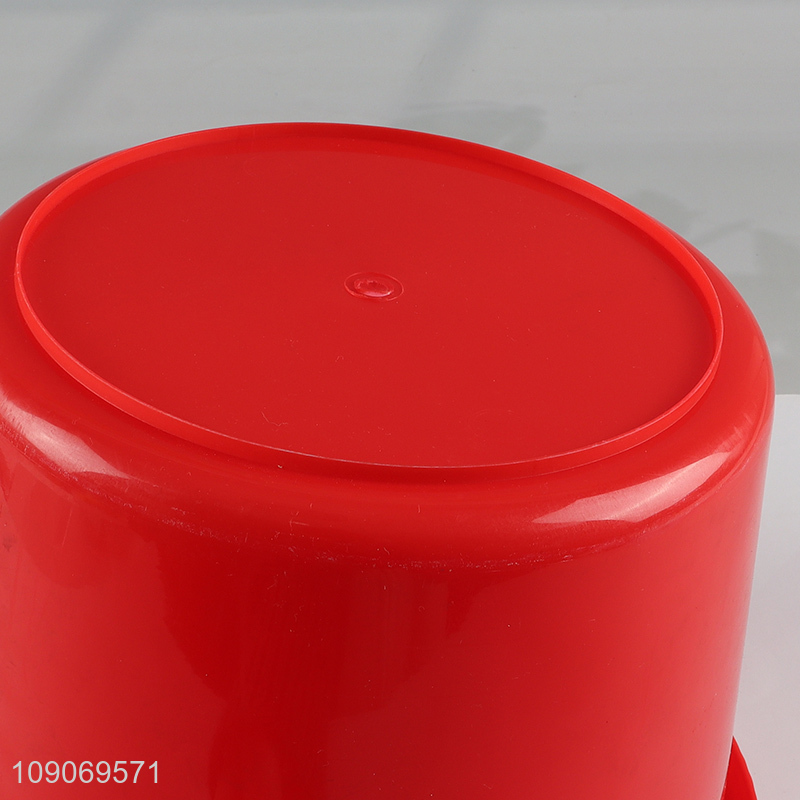 Factory Price Portable Plastic Water Bucket Poultry Feeding Supplies