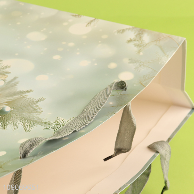 New arrival xmas tree pattern gifts packaging paper bag tote bag