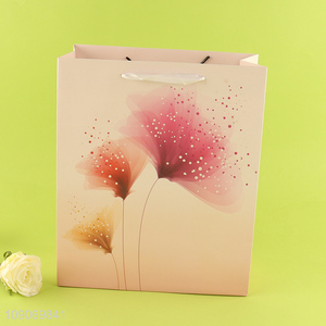 China factory portable gifts packaging paper bag tote bag for sale
