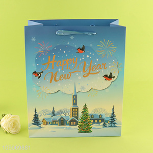 Yiwu market happy new year gifts packaging paper bag for sale