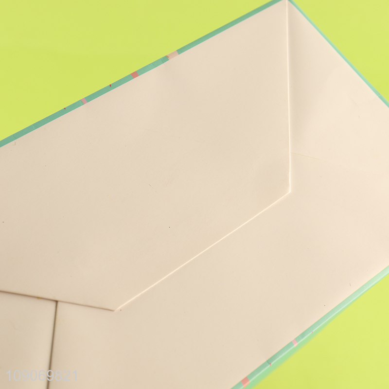 Factory direct sale eco-friendly gifts packaging paper bag wholesale