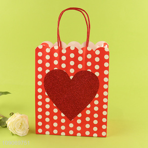 Online wholesale heart pattern gifts packaging paper bag tote bag