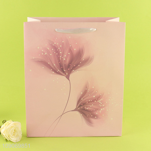 China supplier portable gifts packaging paper <em>bag</em> <em>shopping</em> <em>bag</em>