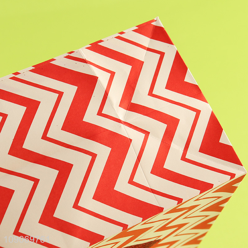 Top products heart pattern eco-friendly gifts packaging paper bag