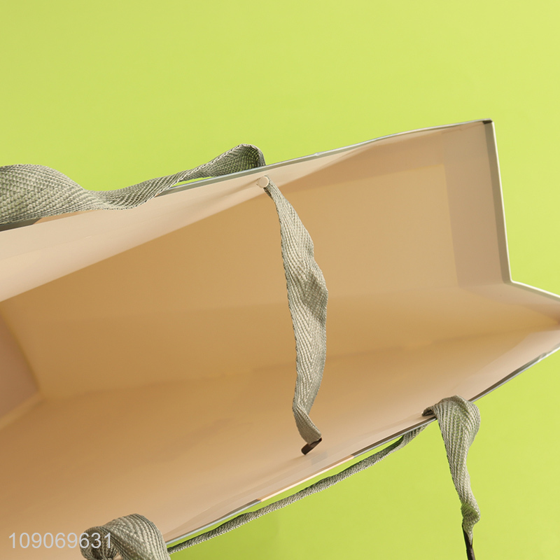 Good selling Christmas series gifts packaging paper bag